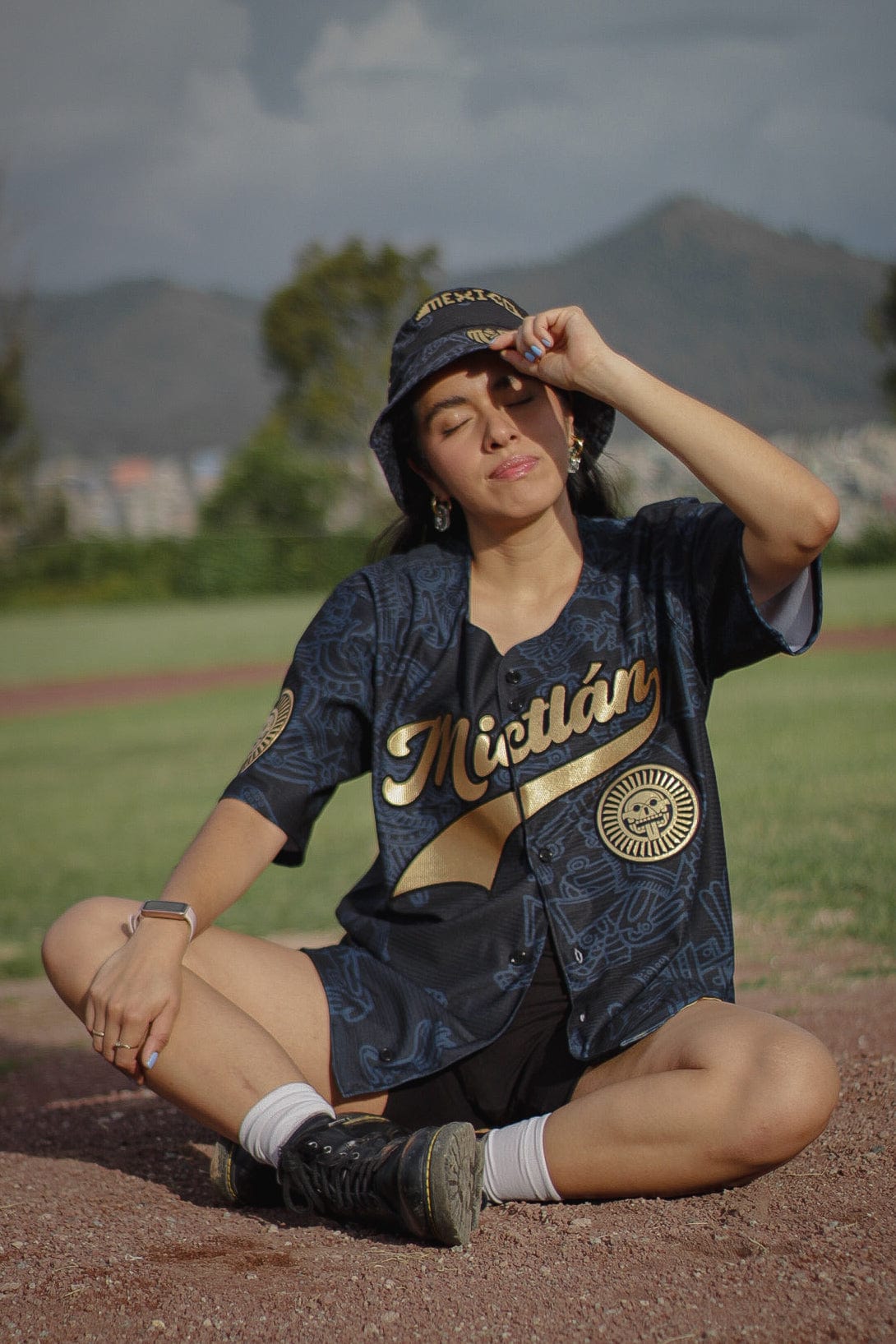 Retroooclothes Gorro Única (adultos) Bucket Hat Mictlán - Edición Guerrero Urbano | Amuleto Ancestral