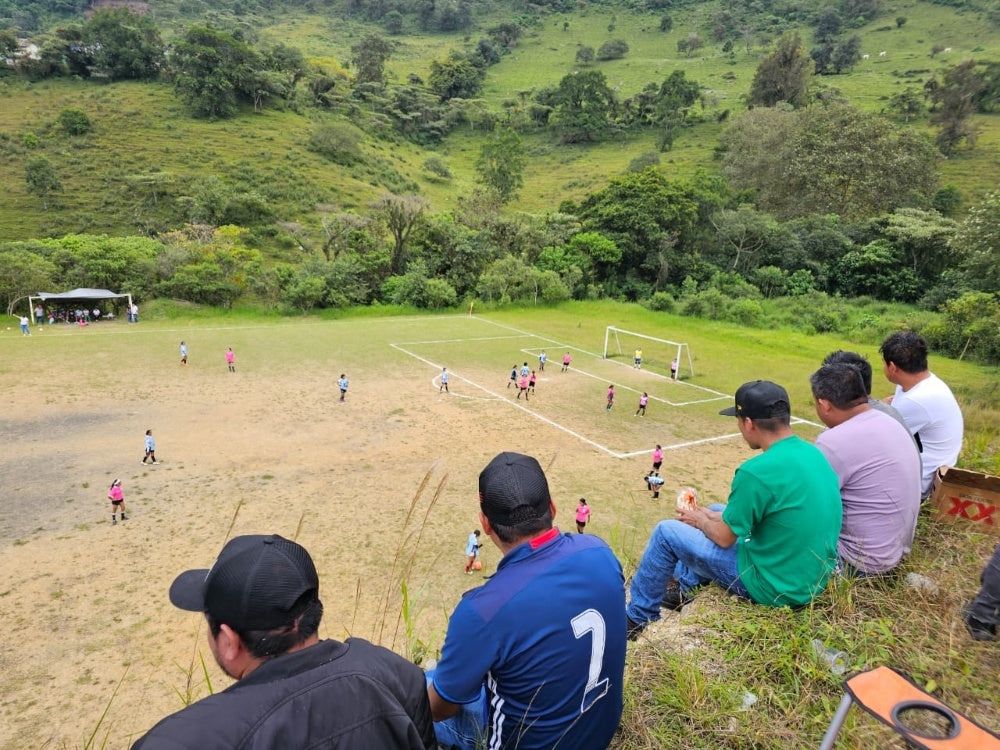 ¿Por qué el mejor fútbol de México no está en el Azteca? Está en la calle de tu colonia