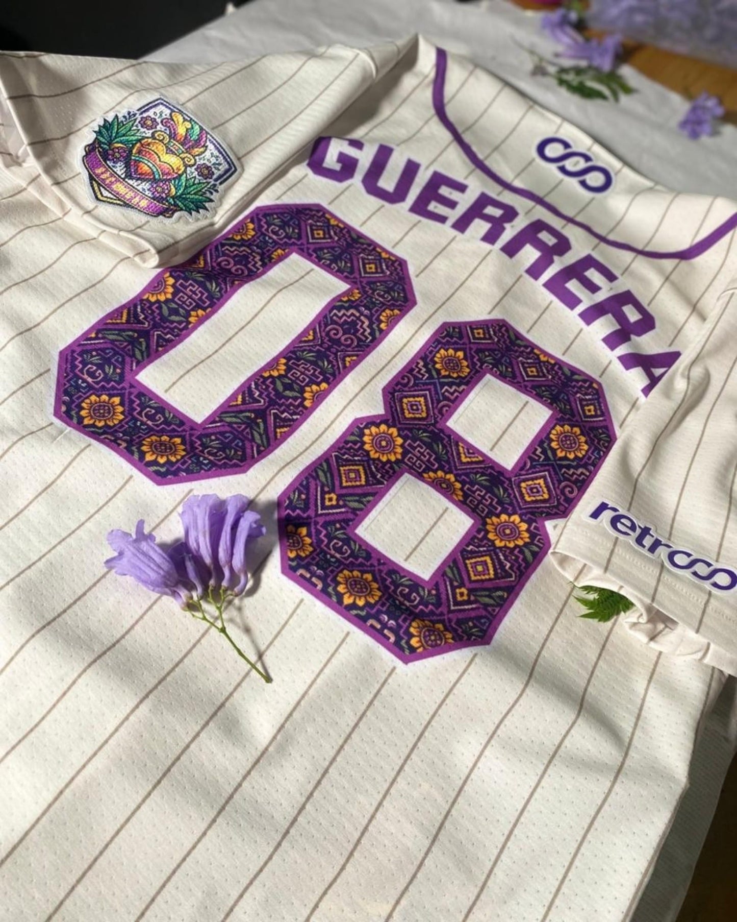 Retrooo.com Jersey béisbol Casaca Béisbol Cihuatl · Día de la Mujer · Florecer es Expandirse | Retrooo