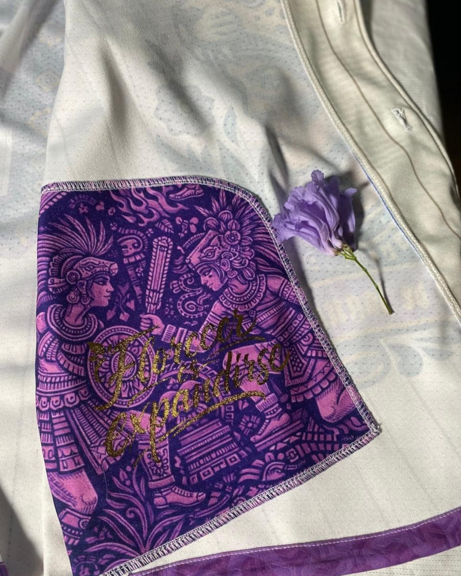Retrooo.com Jersey béisbol Casaca Béisbol Cihuatl · Día de la Mujer · Florecer es Expandirse | Retrooo