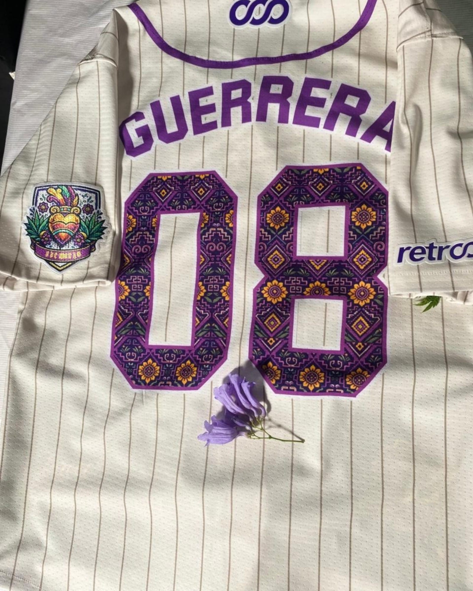 Retrooo.com Jersey béisbol Casaca Béisbol Cihuatl · Día de la Mujer · Florecer es Expandirse | Retrooo