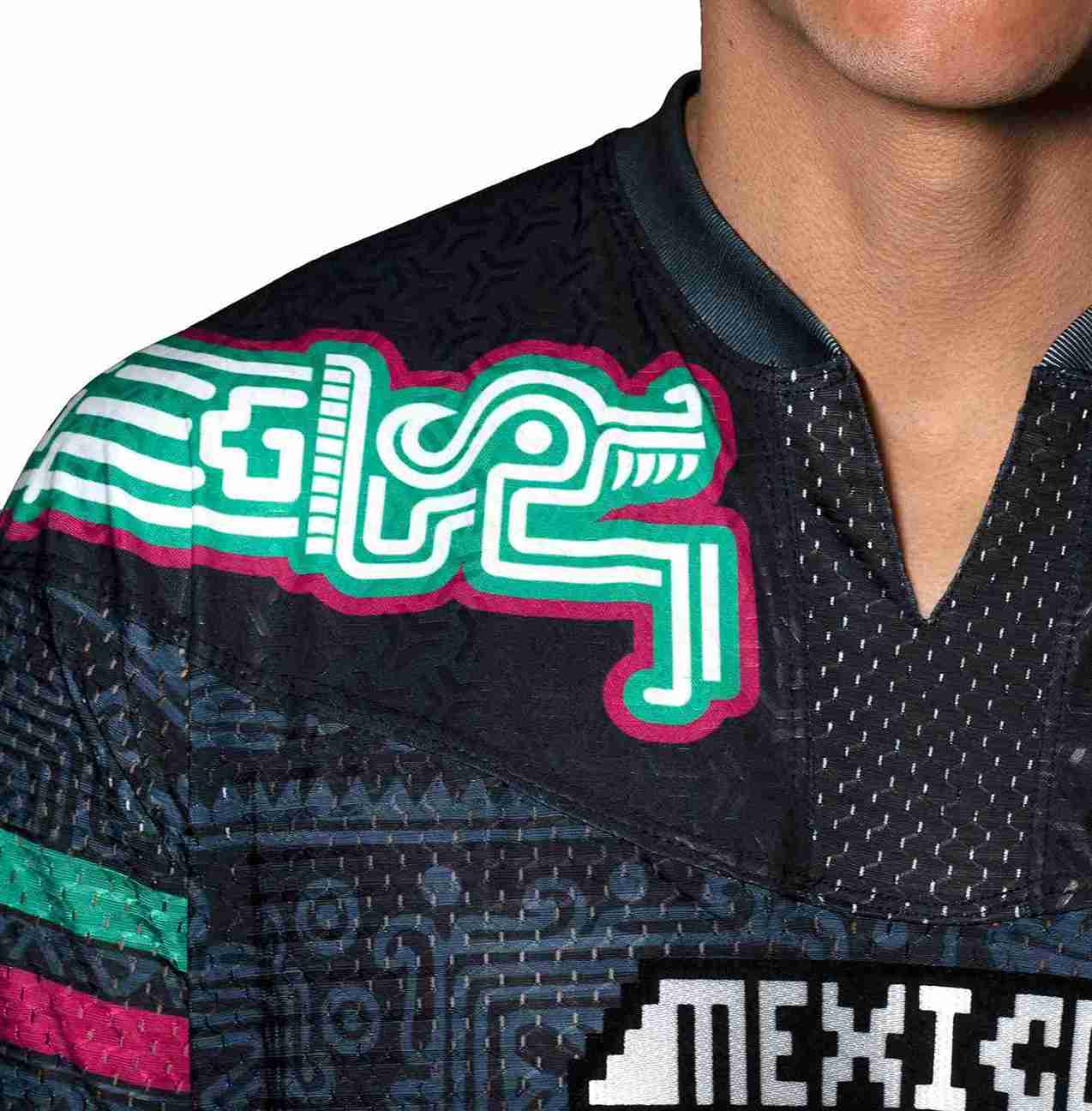 Retrooo.com Jersey Jersey Mexclart Kukulkán Juego de Pelota - Edición Futuro Ancestral | Premio Diseña México