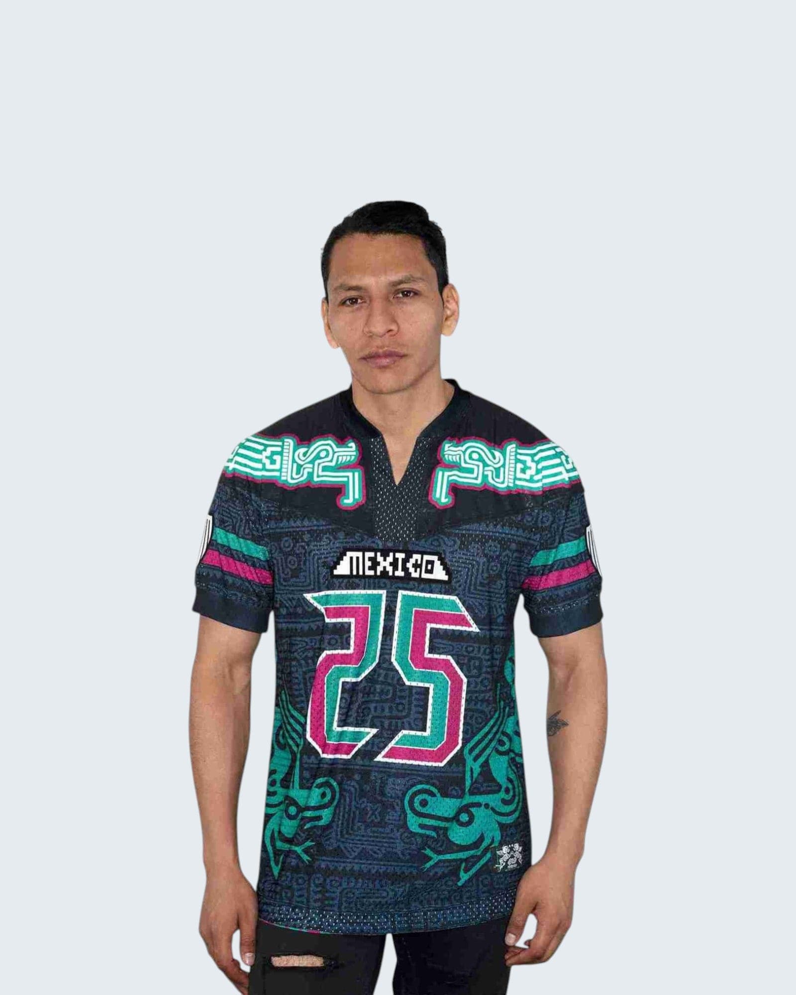 Retrooo.com Jersey Jersey Mexclart Kukulkán Juego de Pelota - Edición Futuro Ancestral | Premio Diseña México