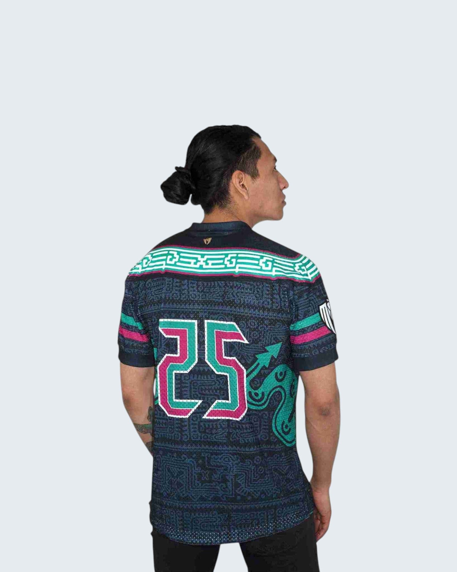 Retrooo.com Jersey Jersey Mexclart Kukulkán Juego de Pelota - Edición Futuro Ancestral | Premio Diseña México