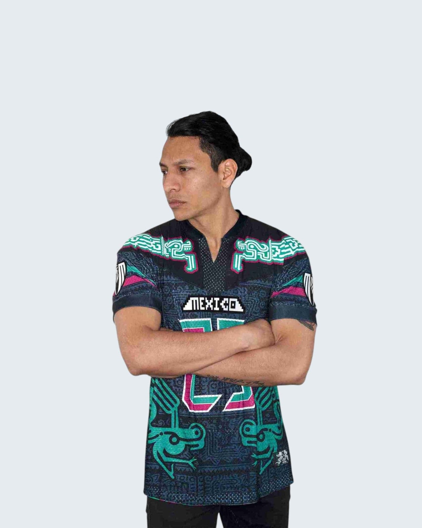 Retrooo.com Jersey Jersey Mexclart Kukulkán Juego de Pelota - Edición Futuro Ancestral | Premio Diseña México