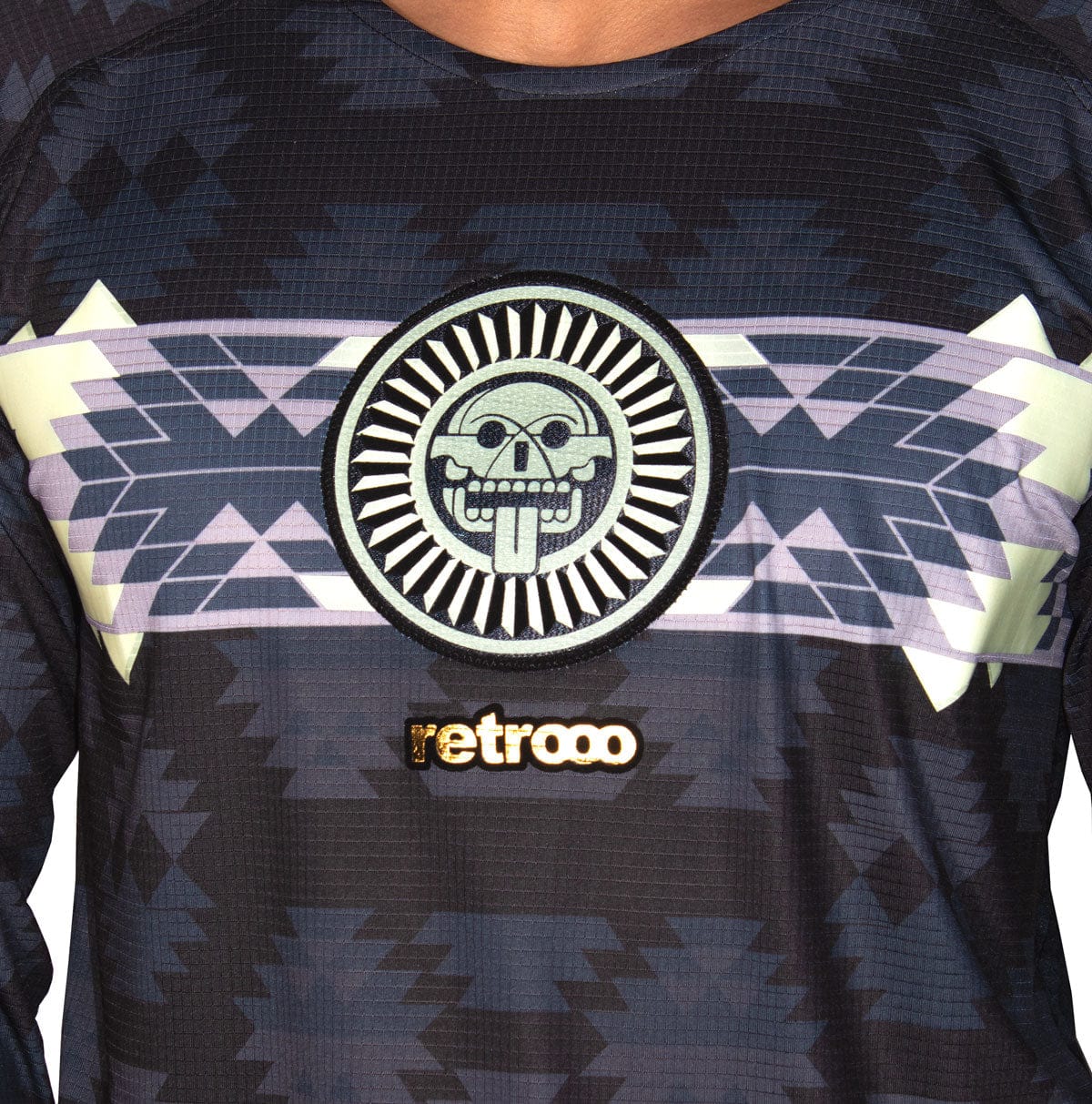 Retrooo.com Jersey Jersey Mictlán - Edición Brillo Ancestral | Energía que Trasciende la Oscuridad