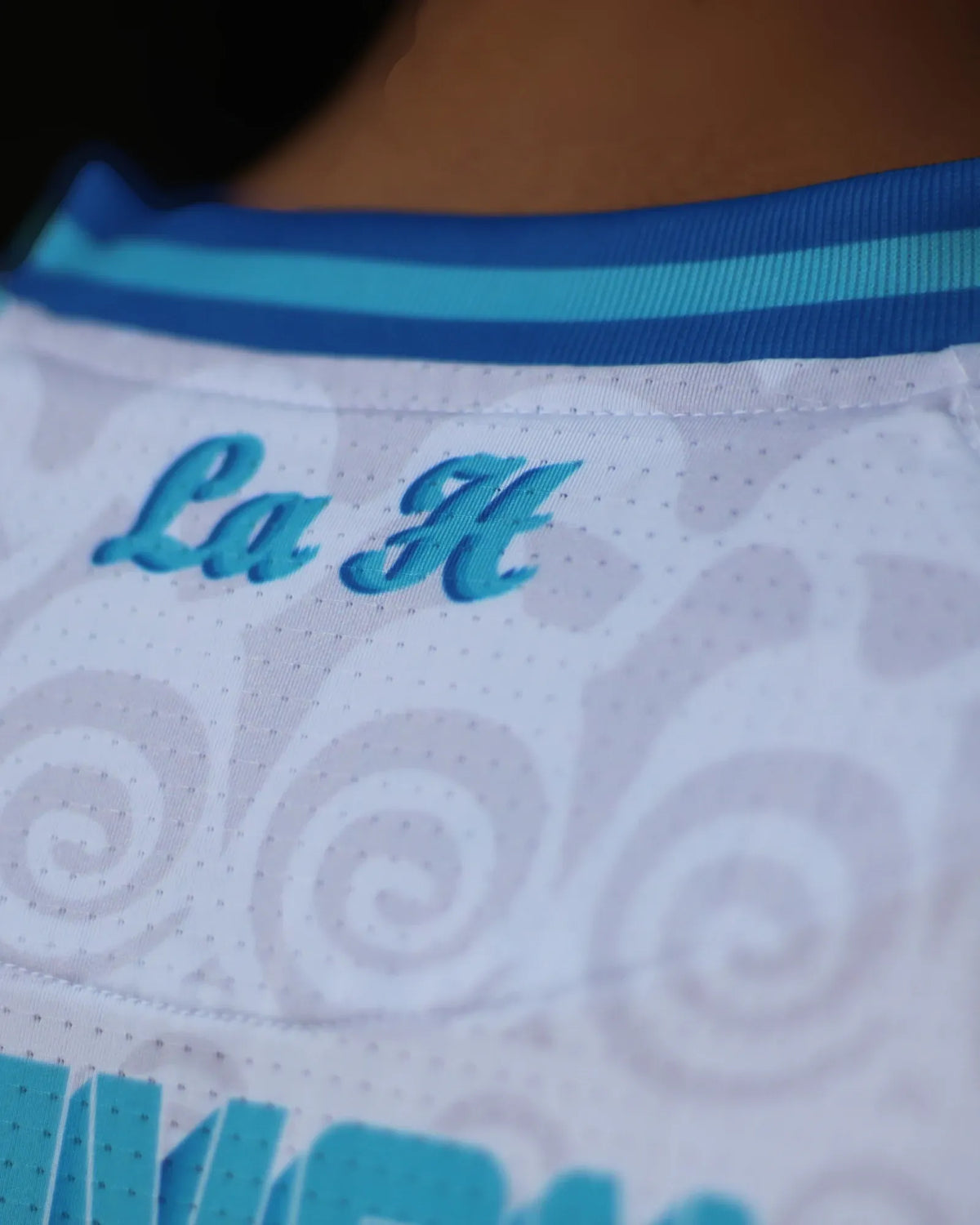Retrooo.com Jersey Jersey Retrooo Honduras La H · Colab @gak_designhn
