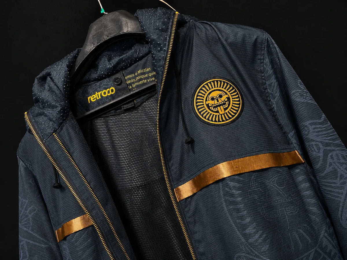 Retrooo.com Sudadera Rompevientos Mictlán · Edición Prototipo | Retrooo