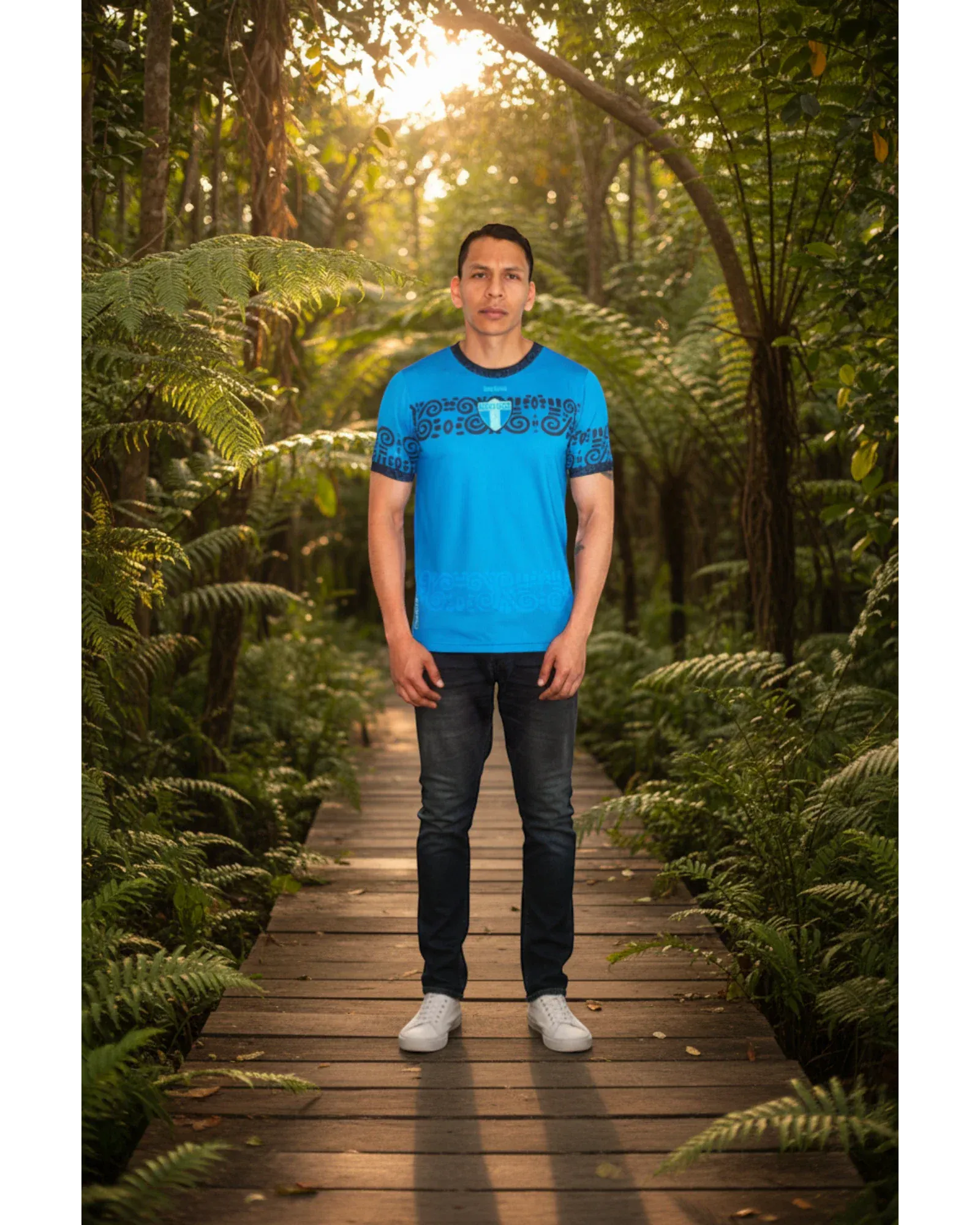 Retroooclothes Jersey Jersey Añil Contemporáneo - Edición Azul Moderno | Jorge Enciso Evolution