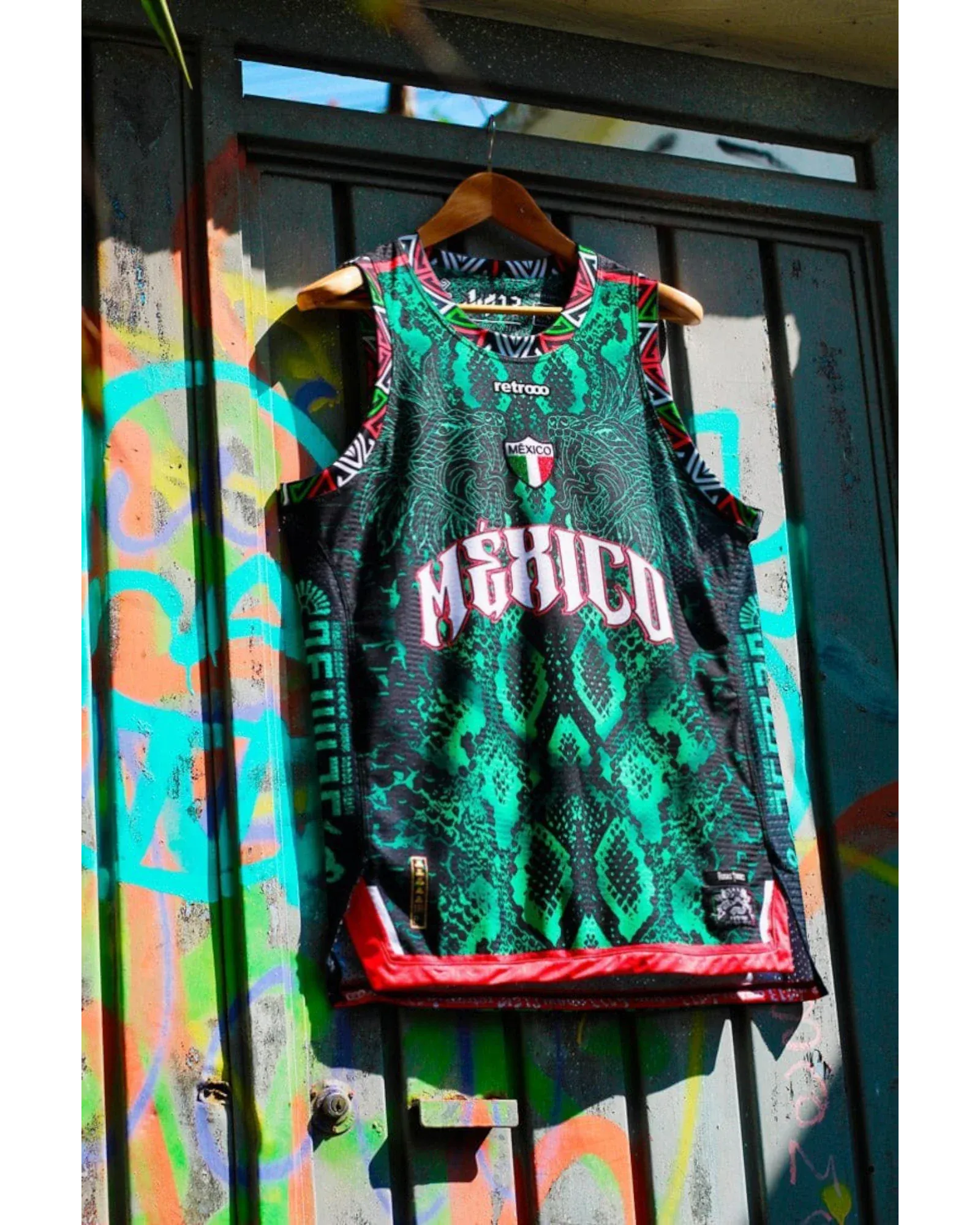 Retroooclothes Jersey Jersey Quetzalcoatl Venom - Basketball Premium | Mitología Urbana