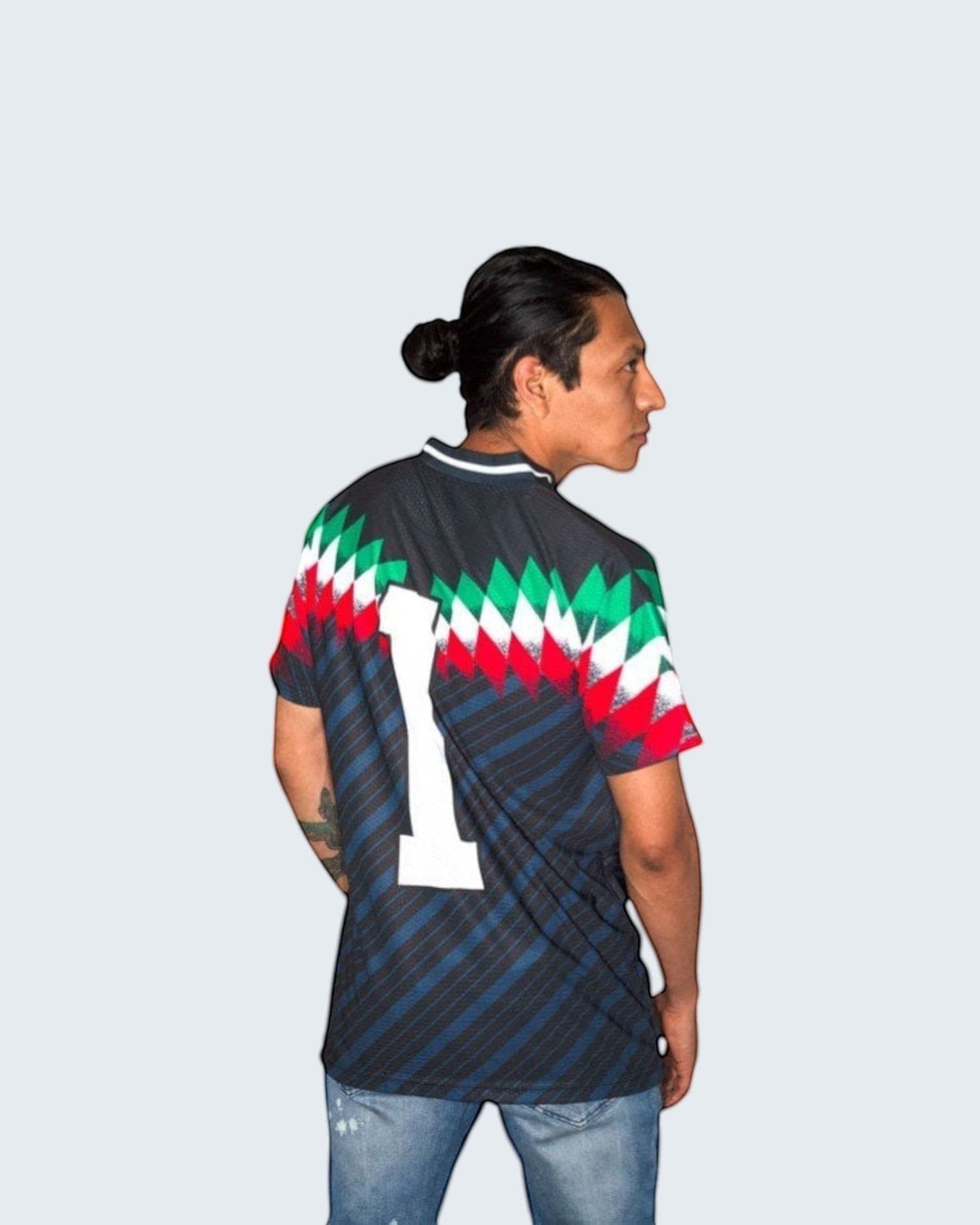 Retroooclothes Jersey Jersey Retro 90s Obsidiana Neon - Edición Elegancia Eléctrica | Contraste Perfecto