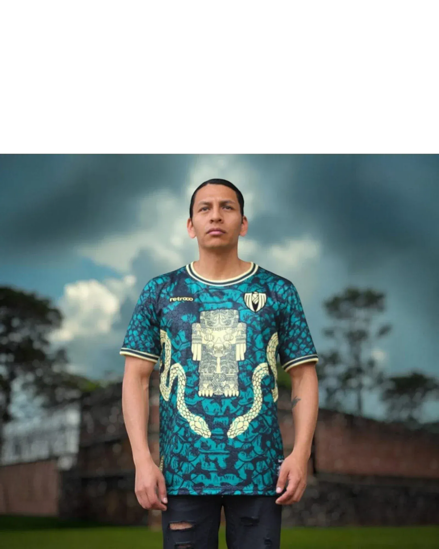 Retroooclothes Jersey Jersey Retrooo México Coatlicue - Madre Universal Mexica | Edición Limitada