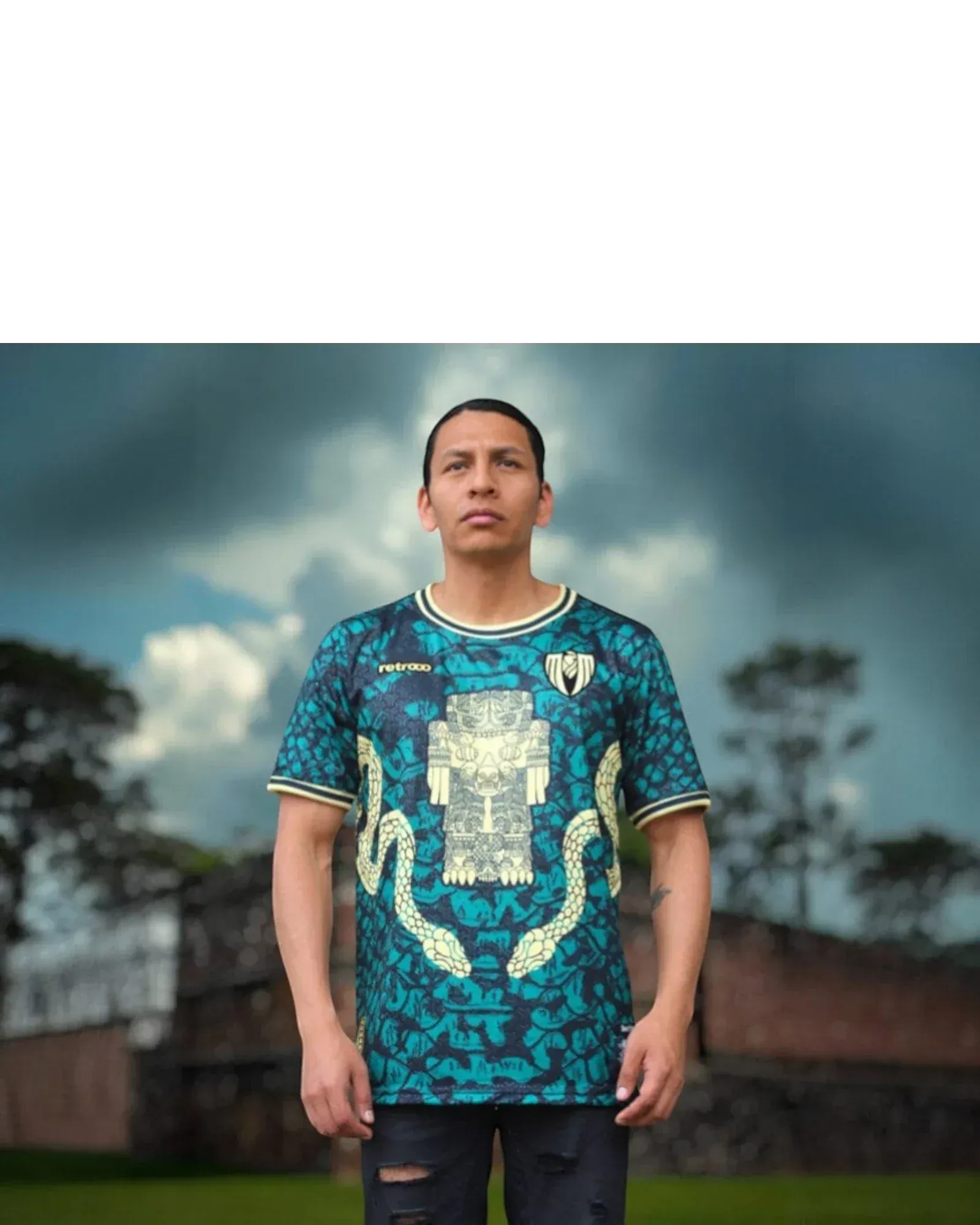 Retroooclothes Jersey Jersey Retrooo México Coatlicue - Madre Universal Mexica | Edición Limitada