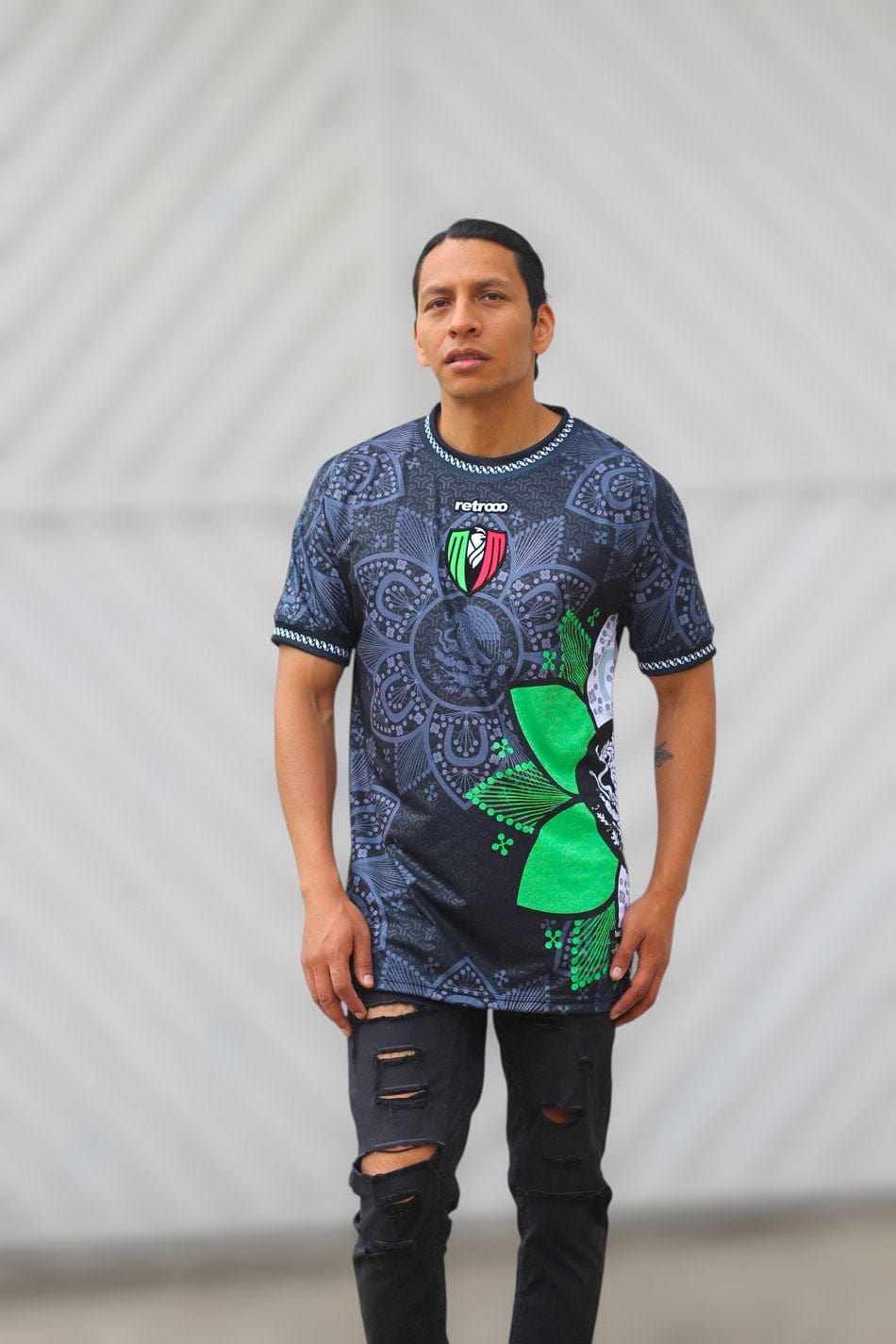 Retroooclothes Jersey Jersey Retrooo México - Sombrero Charro | Arte Textil Coleccionable