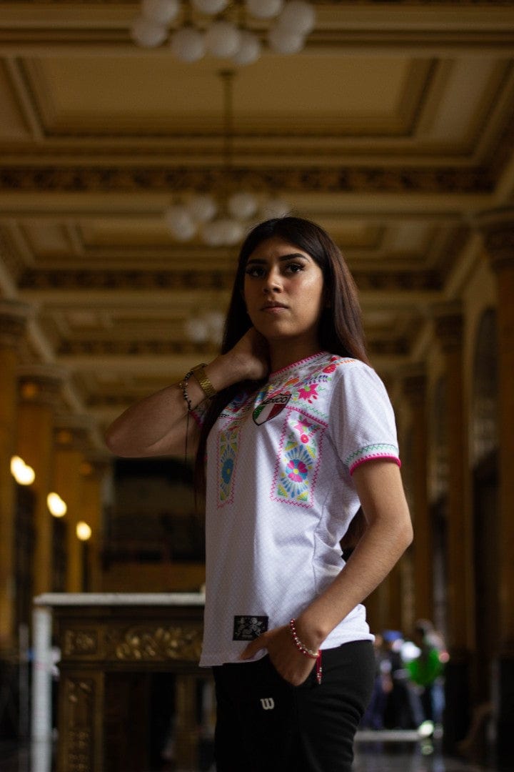 Retroooclothes Jersey Jersey Retrooo México Adelitas Huipil Blanco