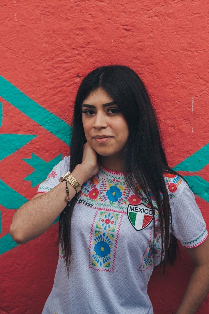 Retroooclothes Jersey Jersey Retrooo México Adelitas Huipil Blanco